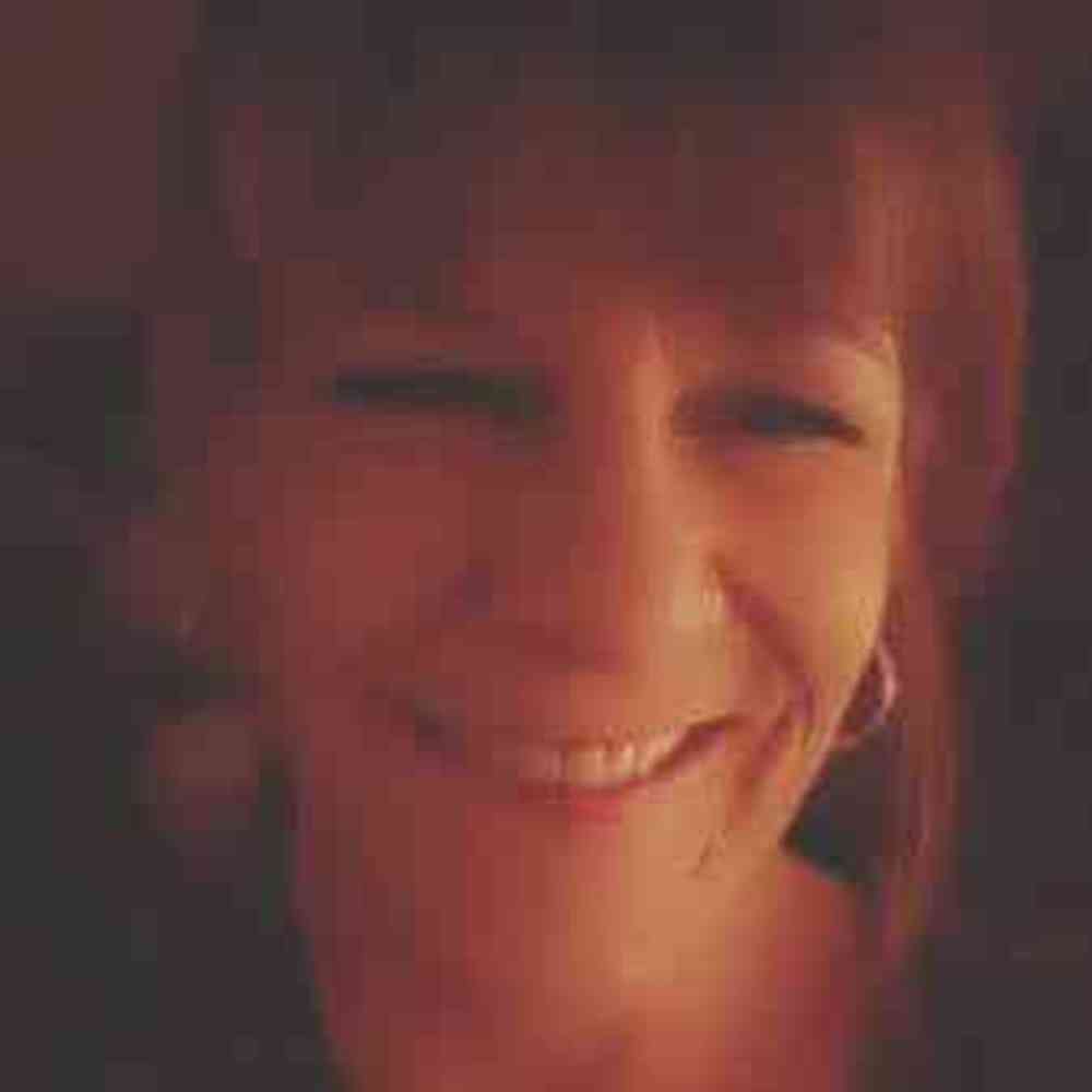 Meet your Posher, Dena